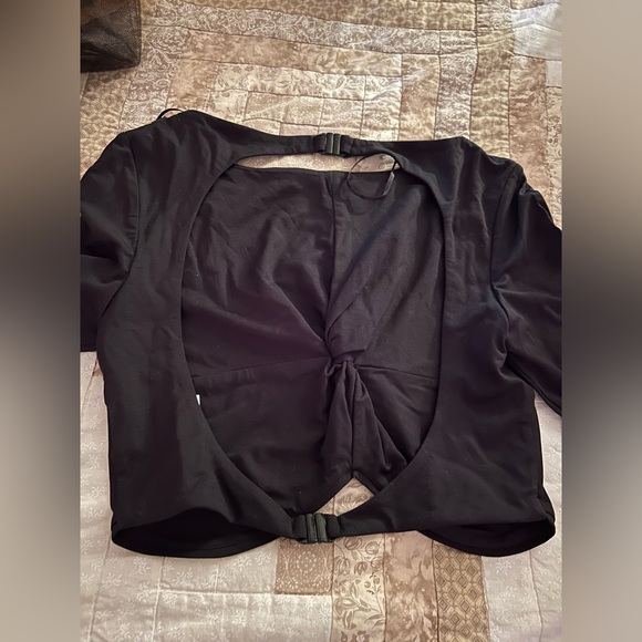 Nocturne Crop Top - Size M - Picture 4 of 7